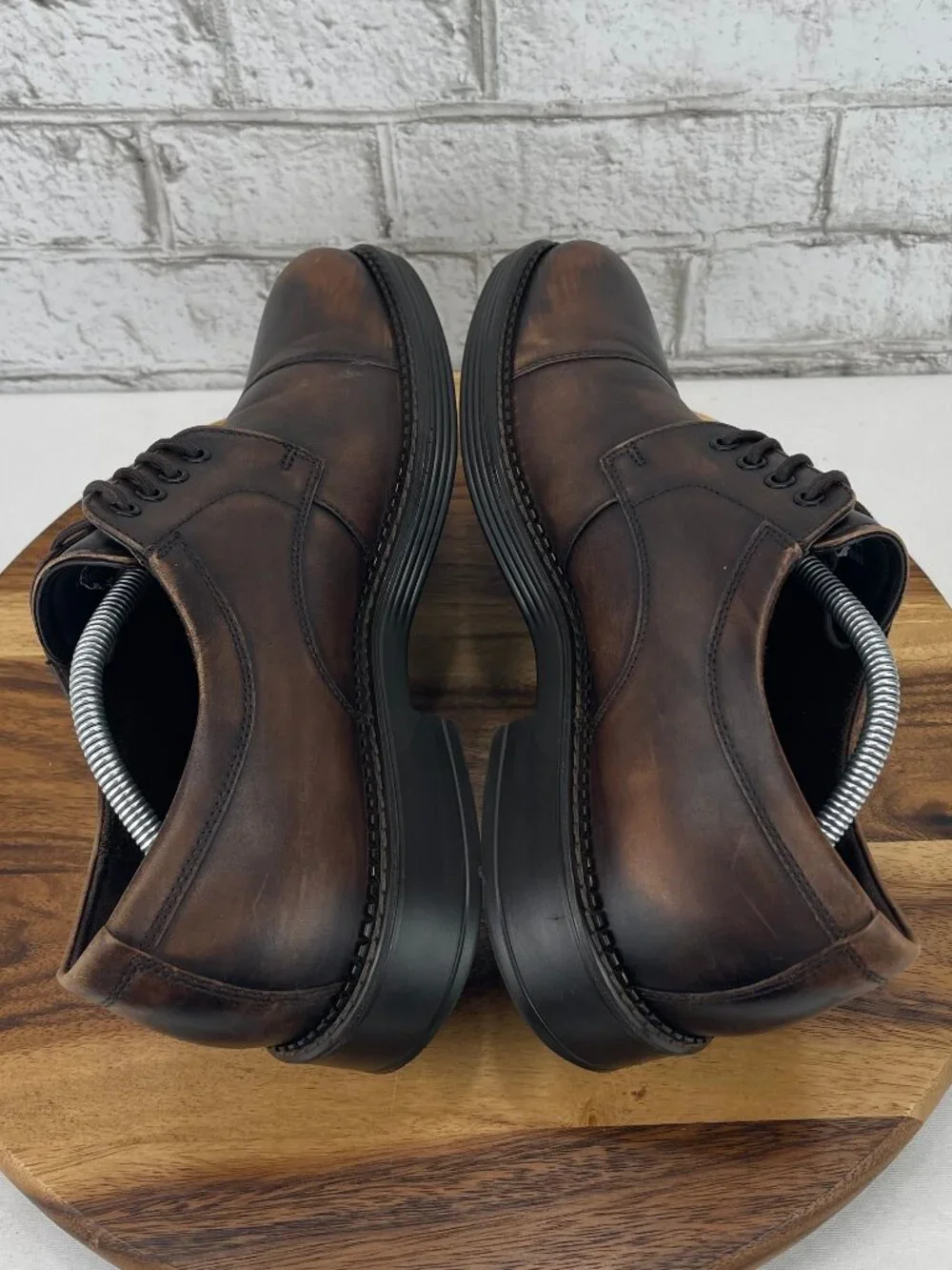 Ecco Newcastle Cap Toe Tie Oxford Mens 10/44 Brown Full Grain Leather Shoes